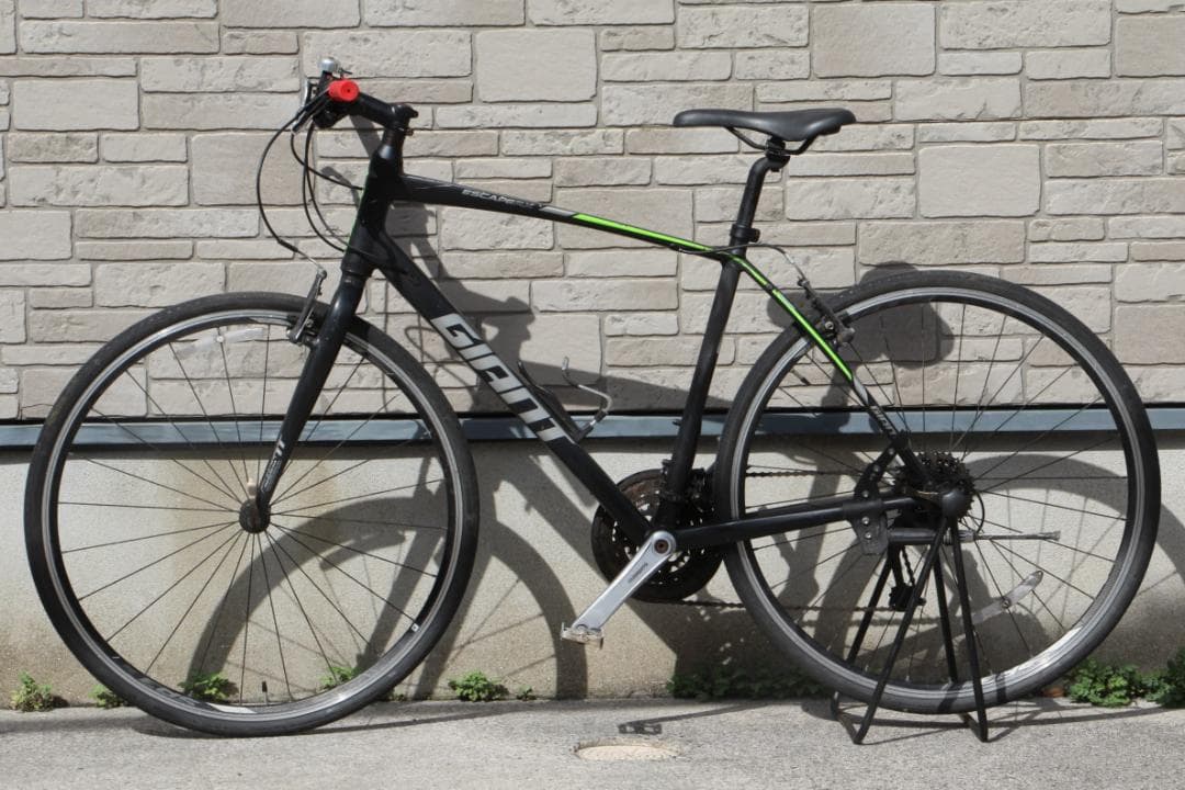 引き取り限定♪人気のGIANT♪エスケープRX♪軽量クロスバイク♪新生活にどうぞ