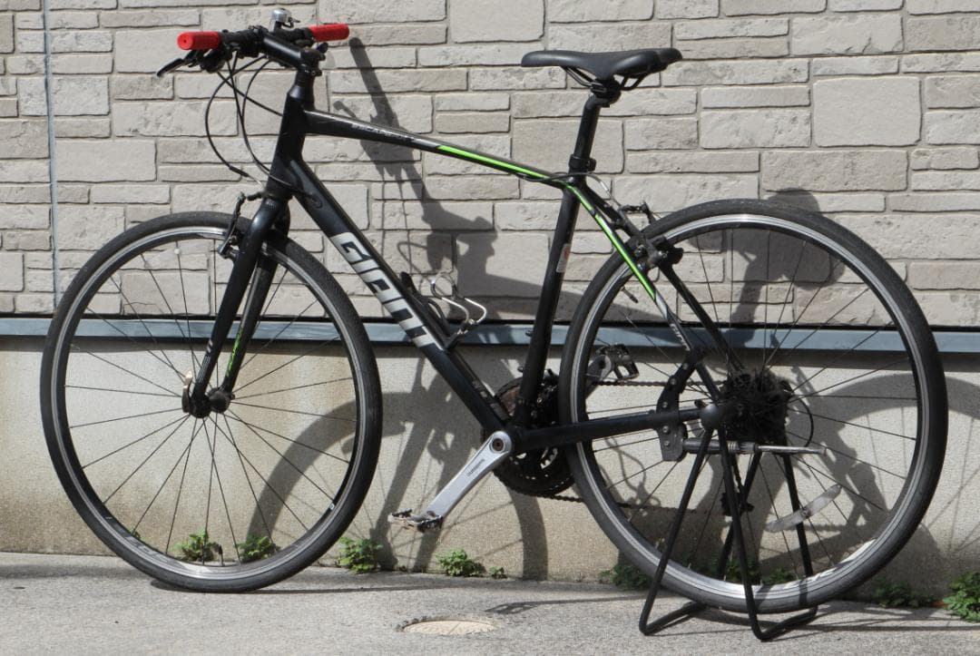 引き取り限定♪人気のGIANT♪エスケープRX♪軽量クロスバイク♪新生活にどうぞ