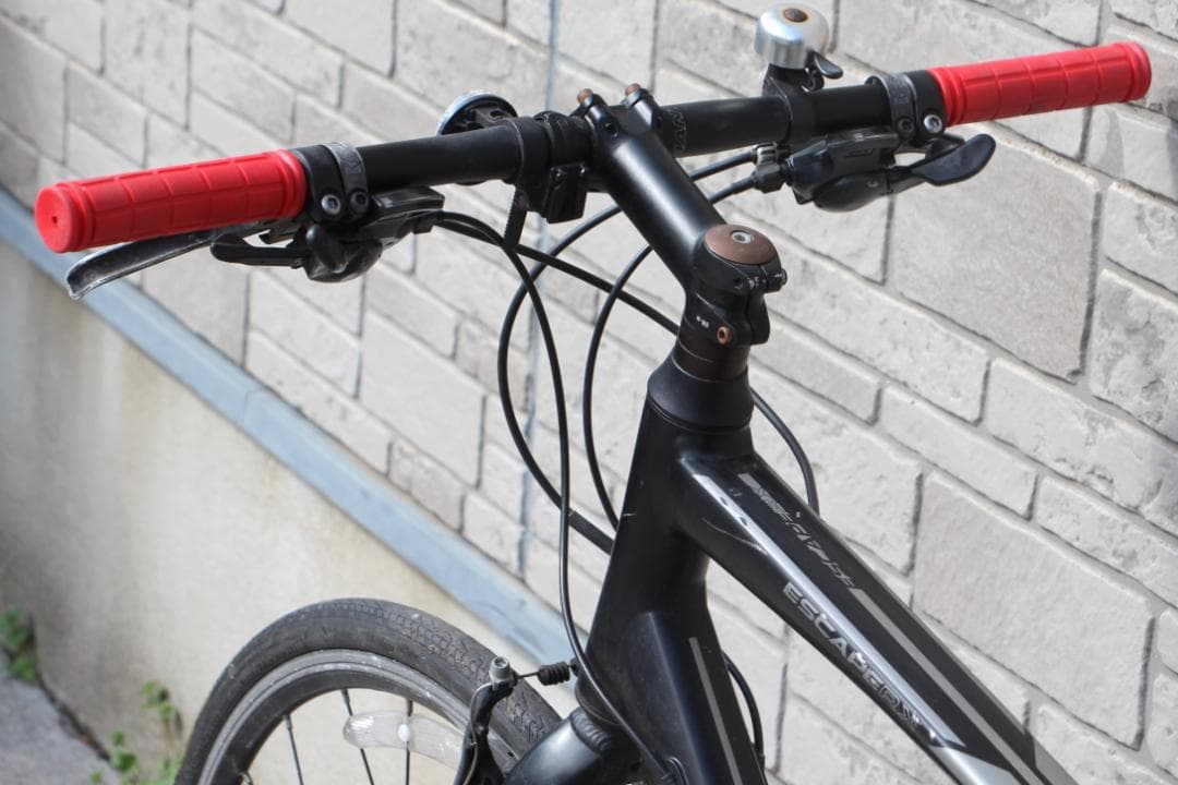 引き取り限定♪人気のGIANT♪エスケープRX♪軽量クロスバイク♪新生活にどうぞ