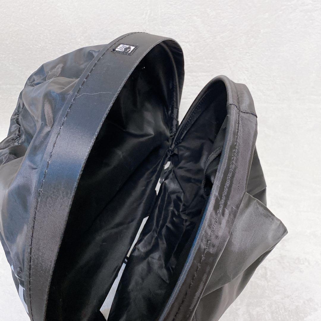 美品　OGIO オジオ　スタンド付キャディバッグ　エッジ　8分割　黒　赤　高性能