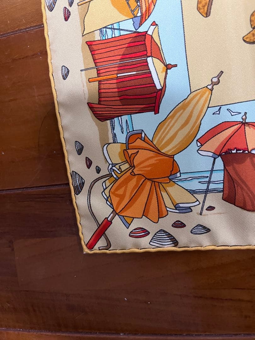 HERMÈS ノルマンディー ビーチ スカーフ 45✖️45