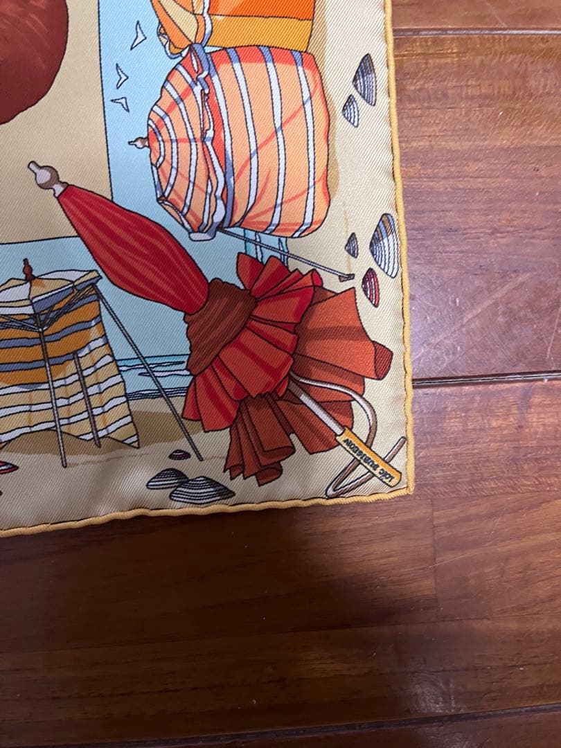 HERMÈS ノルマンディー ビーチ スカーフ 45✖️45