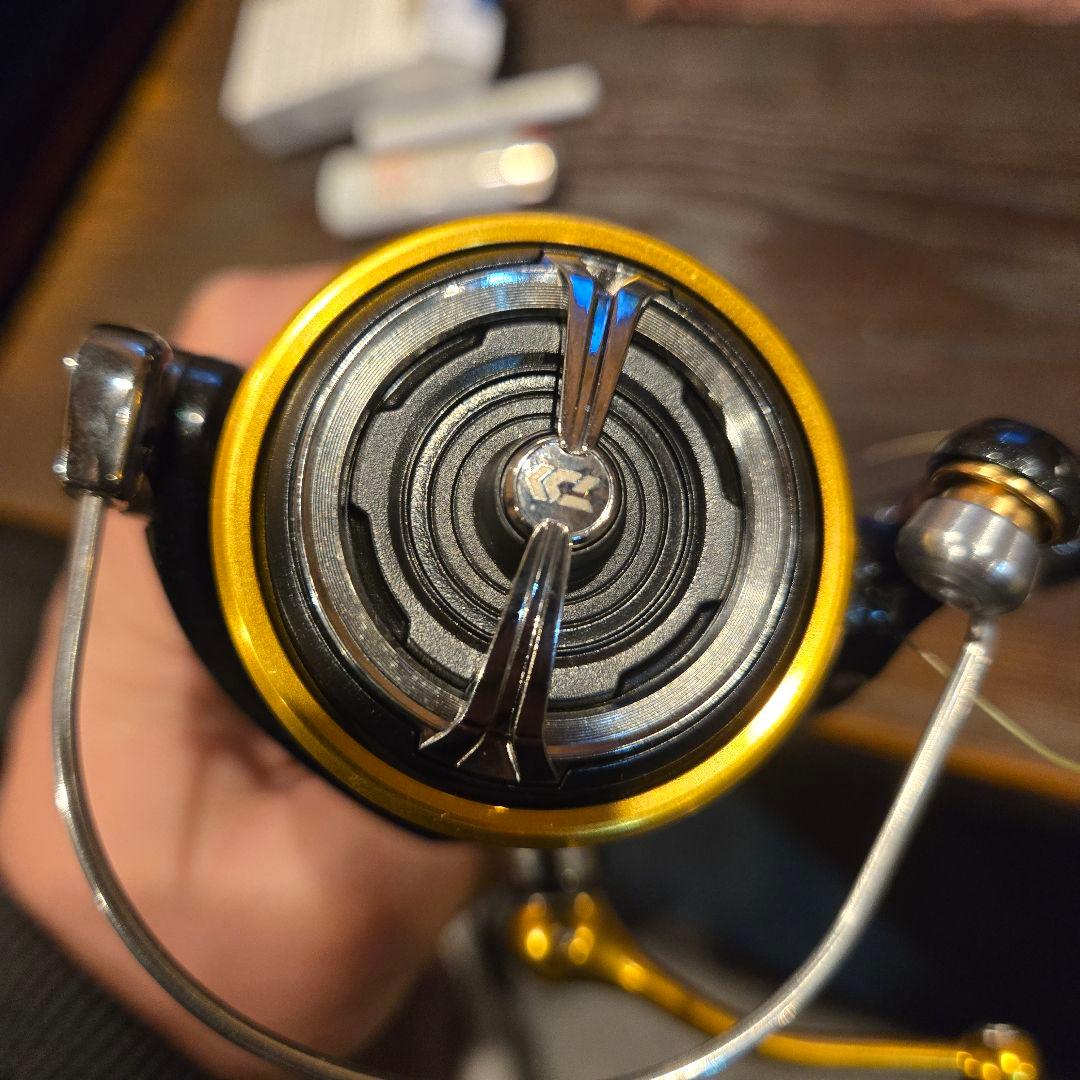 AORIMATIC BR LT 3000D スピニングリール