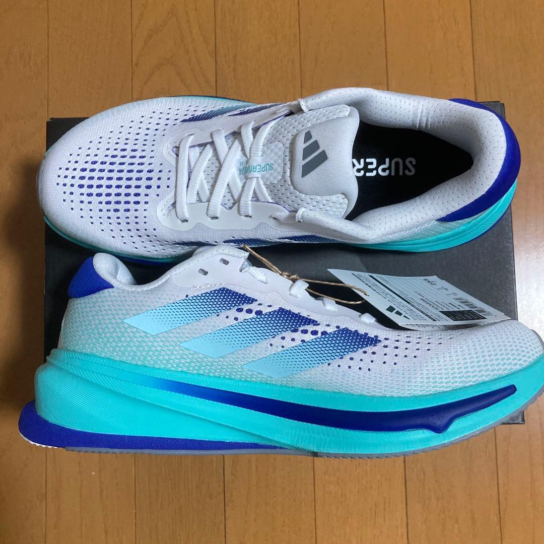 アディダス ランニングシューズ　スーパーノヴァ ライズM 25.5cm
