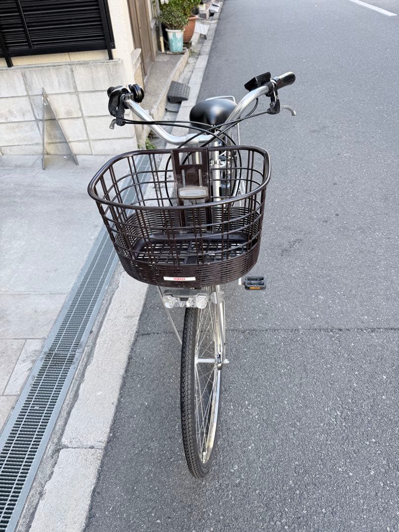 大阪府　ヤマハ　シルバー 電動アシスト自転車 前バスケット付き
