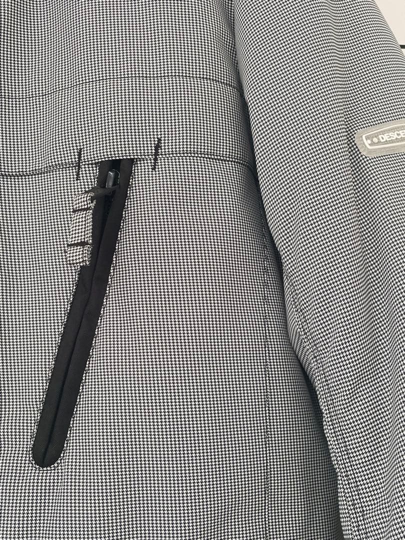 【DESCENTE】スキーウェア　9号上下セット　千鳥格子柄