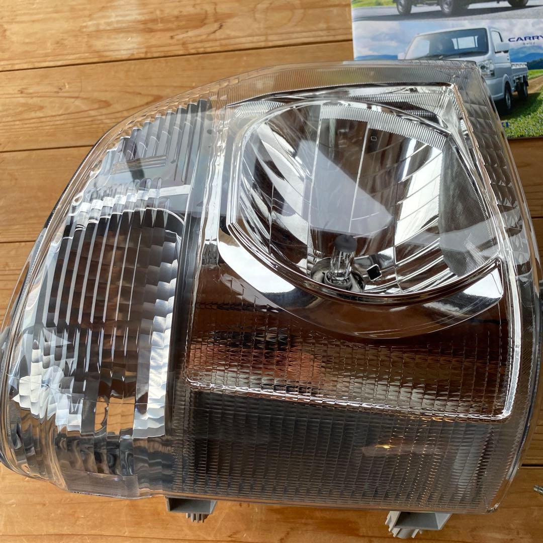 S*8様 スズキ CARRY ヘッドライトセット 未使用　2〜3年前のモデル　レ