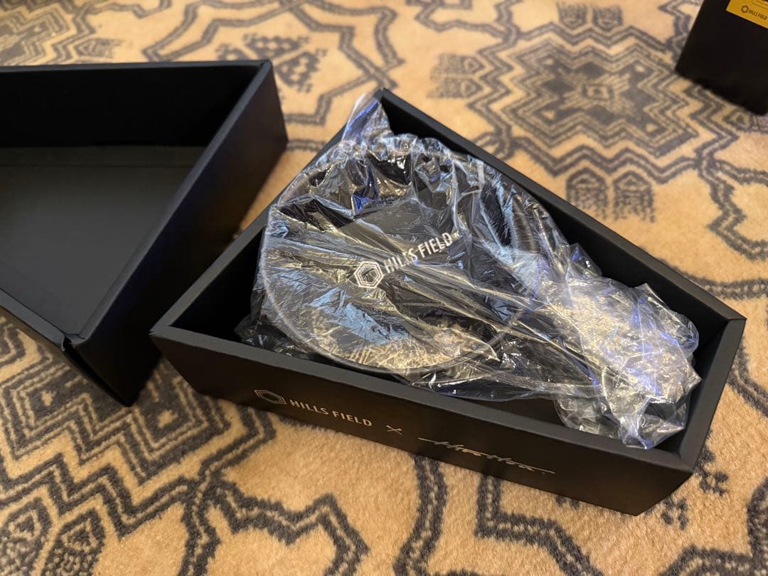 黒酸化深型シェラOSAKEMAN柄480ml ステンレス HILLS FIELD