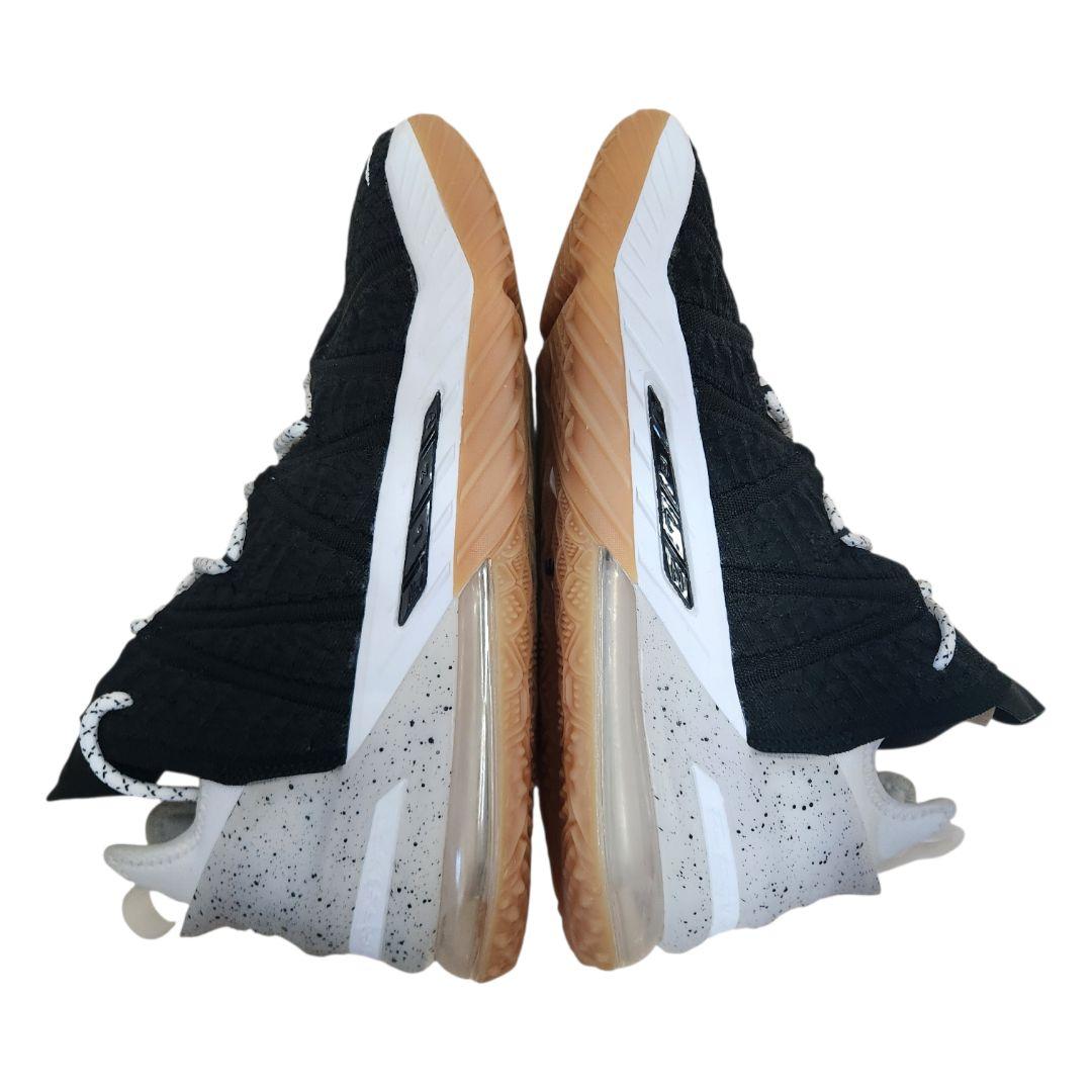 【未使用✨️26.5㎝】NIKE LEBRON 18 ブラック×ホワイト 箱タグ