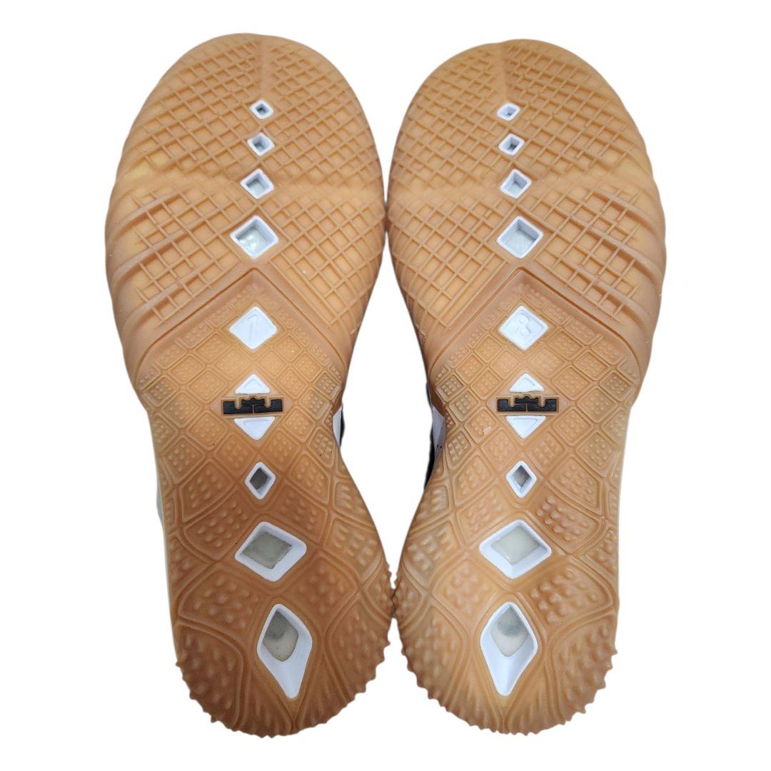 【未使用✨️26.5㎝】NIKE LEBRON 18 ブラック×ホワイト 箱タグ