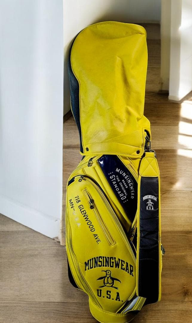 送料無料/美品　Munsingwear イエローキャディバッグ