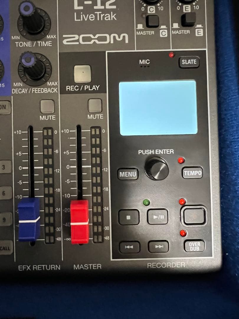 即発送 zoom L-12 専用ハードケース付き　動作に難あり