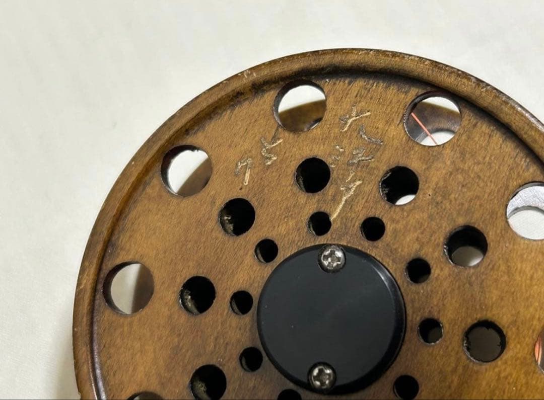 良品　宇崎日新　NISSIN　釣竿　黒鯛　チヌ用　天然木リール　糸　取説有り