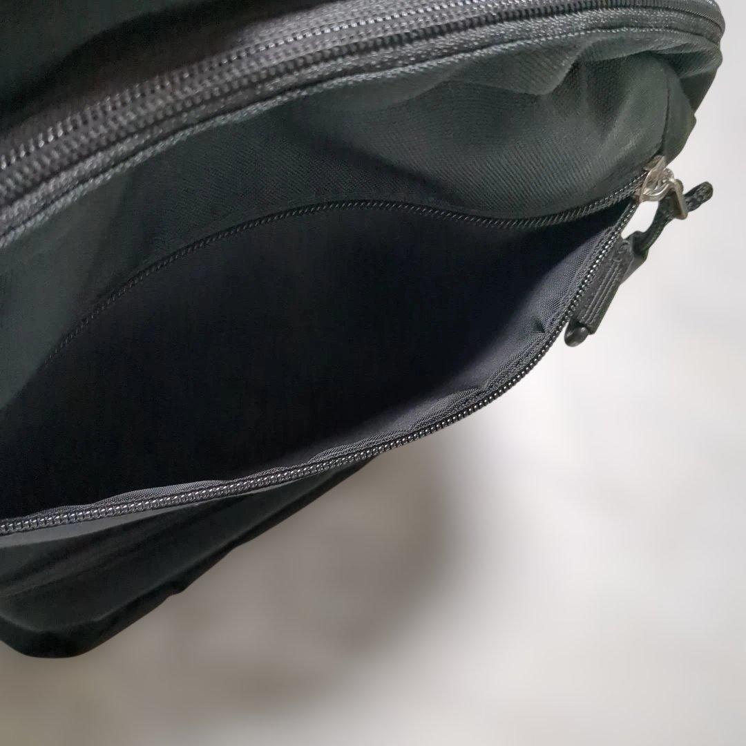 【DICKIES】ディッキーズアーチロゴスチューデントバックパック多収納ブラック