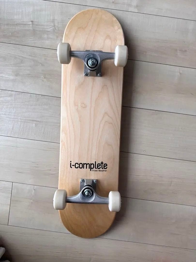 i-complete スケートボード スニーカーイラスト