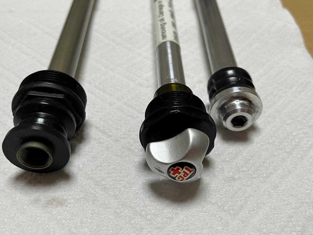 マニト X-Vert MRD DH TPCフォーク カーボン ダブルクラウン