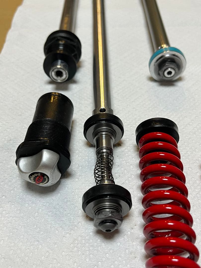 マニト X-Vert MRD DH TPCフォーク カーボン ダブルクラウン