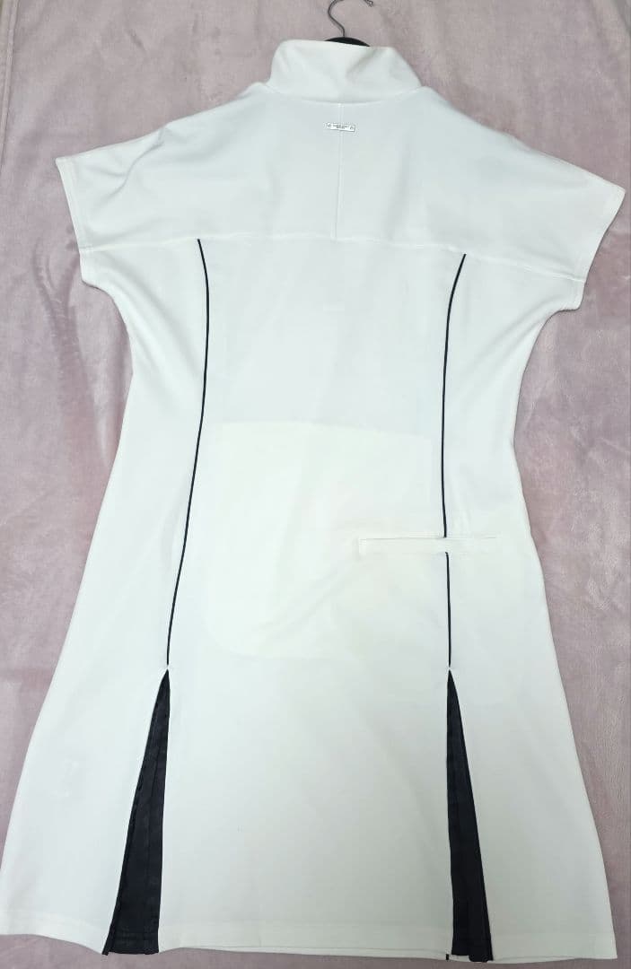 ✨未使用⭐MASTER BUNNY EDITION⭐ハーフジップ半袖ワンピース