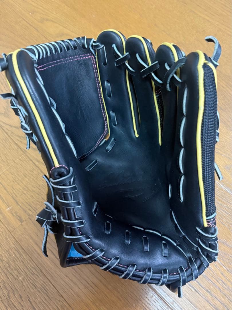 元西武ライオンズ　平井克典選手　支給品グラブ　ミズノアンバサダー契約選手仕様