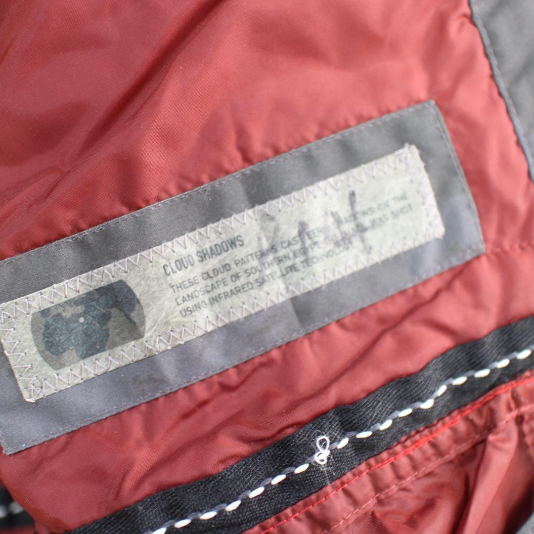 【極美品 高機能 フェード柄】厚地 高撥水【M】BURTON スノージャケット