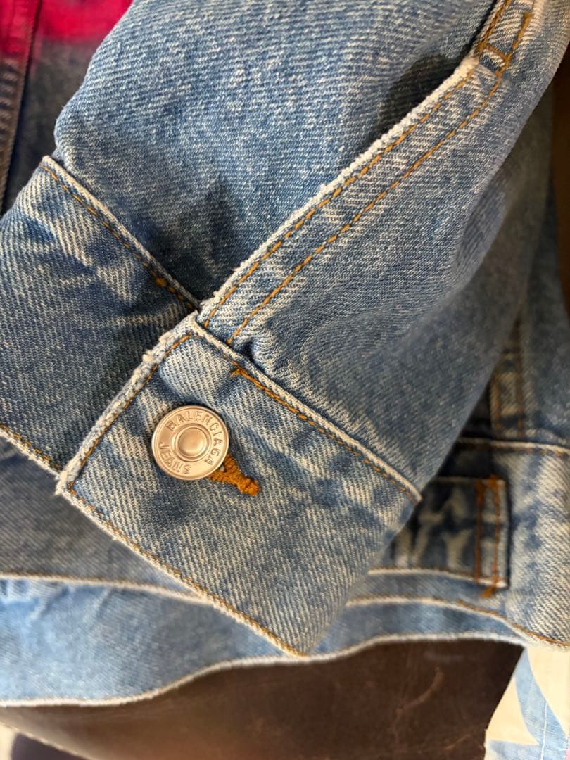 BALENCIAGA スプレーペイント デニムジャケット　ユニセックス