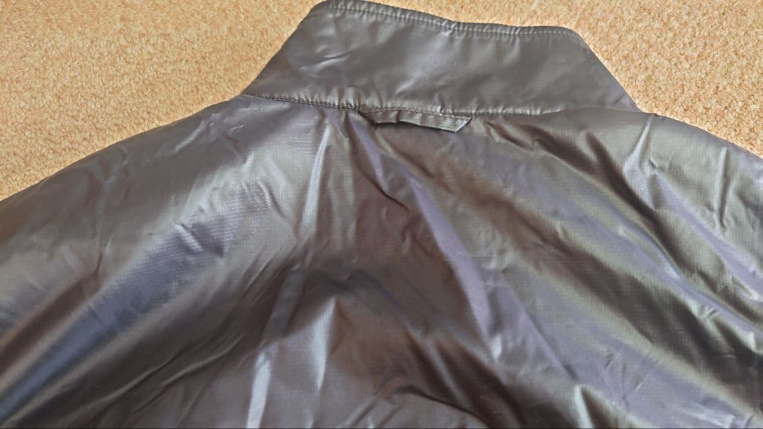 PEARL IZUMI ウィンドブレーカー 黒/グレー　Lサイズ