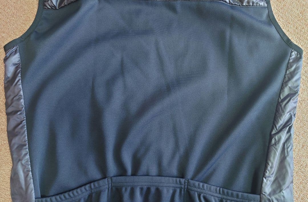 PEARL IZUMI ウィンドブレーカー 黒/グレー　Lサイズ