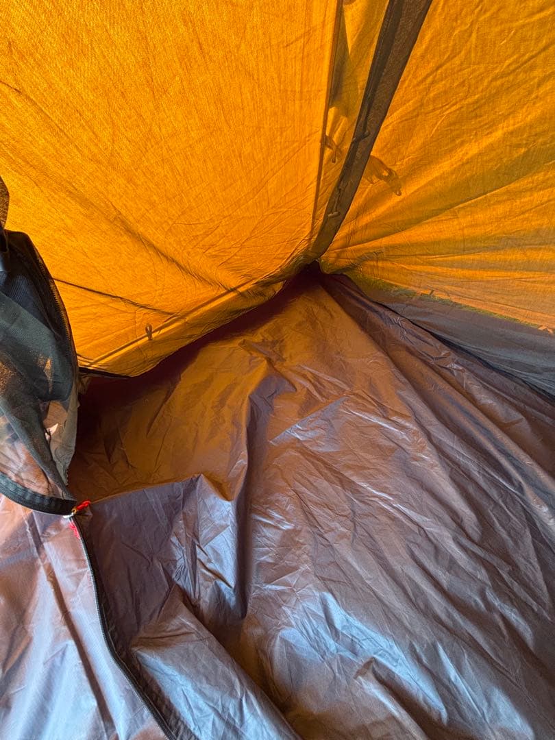 WAQ ALPHA TC ソロ用ティピテント、専用二股ポールグラウンドシート付き