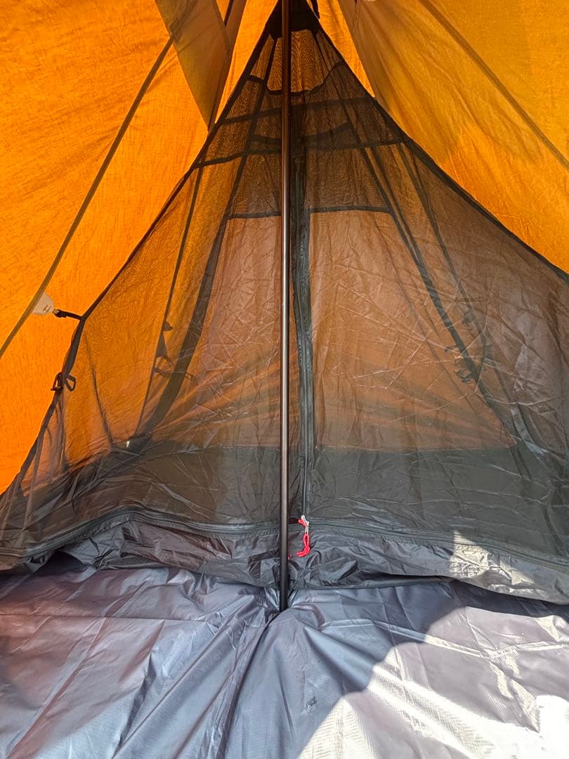 WAQ ALPHA TC ソロ用ティピテント、専用二股ポールグラウンドシート付き