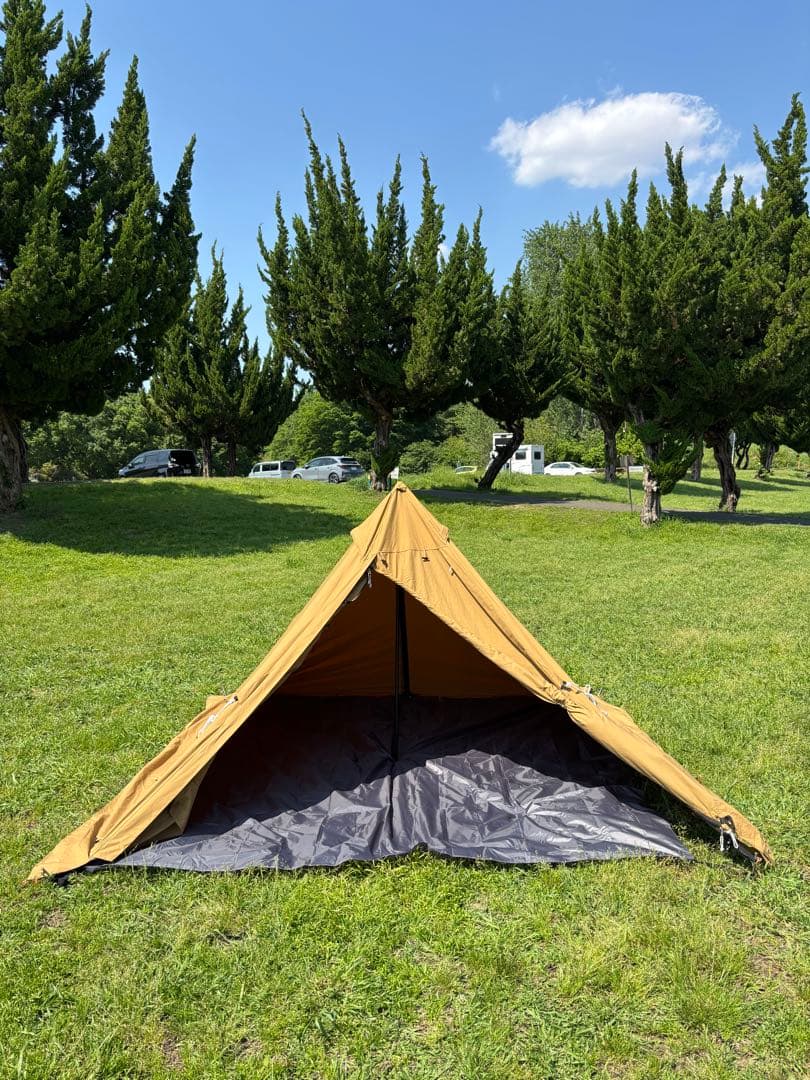 WAQ ALPHA TC ソロ用ティピテント、専用二股ポールグラウンドシート付き