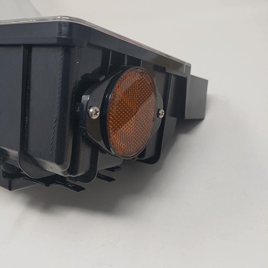 Koito トラック用 LEDリアコンビネーションランプ 2連タイプ　右