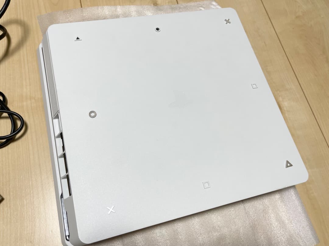 SONY プレイステーション4 ps4 ホワイト 白 DBD アンチャーテッド等