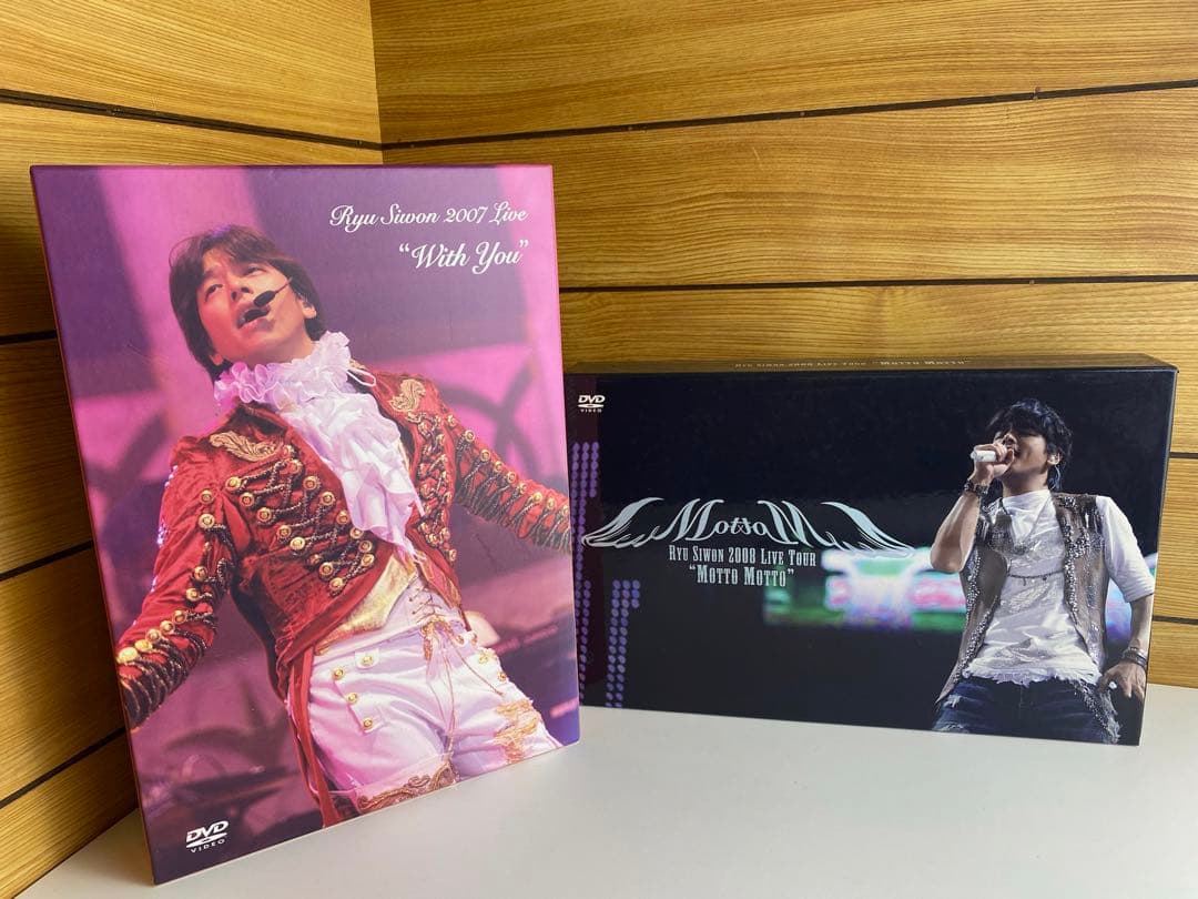 美品！　Ryu Siwon 豪華ブックレット仕様