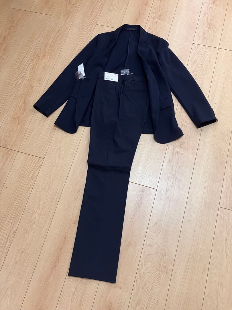 ※専用【新品未使用】ユニクロUNIQLOスーツ、セットアップジャケットセットL