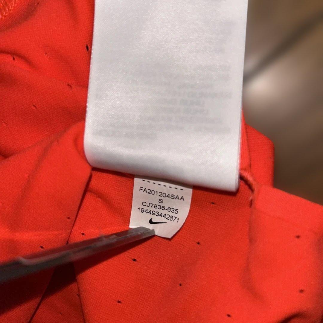 NIKE AEROSWIFT　タンクトップ　Sサイズ　オレンジ