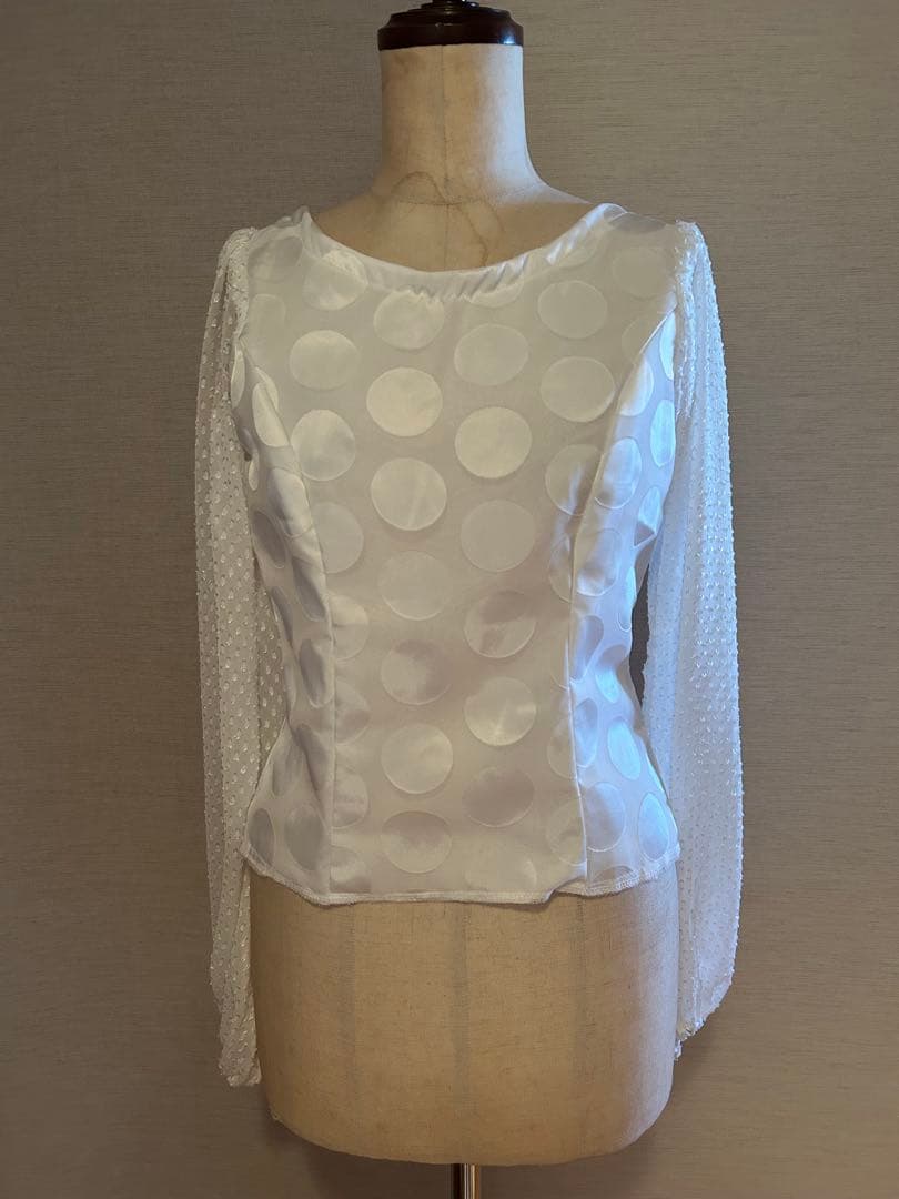 新品未使用フラメンコ衣装ス赤白水玉スカート、ブラウス、シージョ3点セット発表会