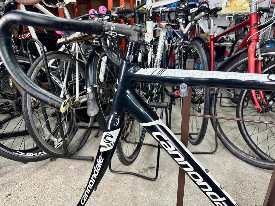 CAAD8 フレームセット！送料無料！デカール部ヤレ有りのためお安くどうぞ！