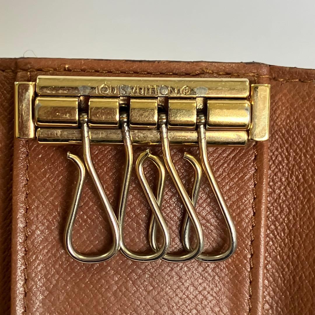 ルイヴィトン モノグラム ミュルティクレ ４連キーケース 男女兼用