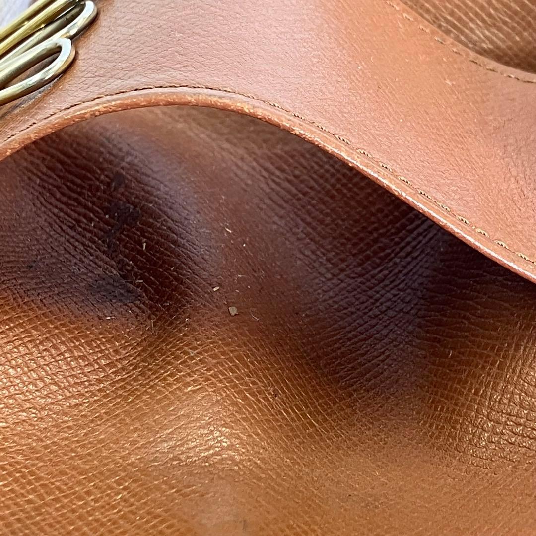 ルイヴィトン モノグラム ミュルティクレ ４連キーケース 男女兼用