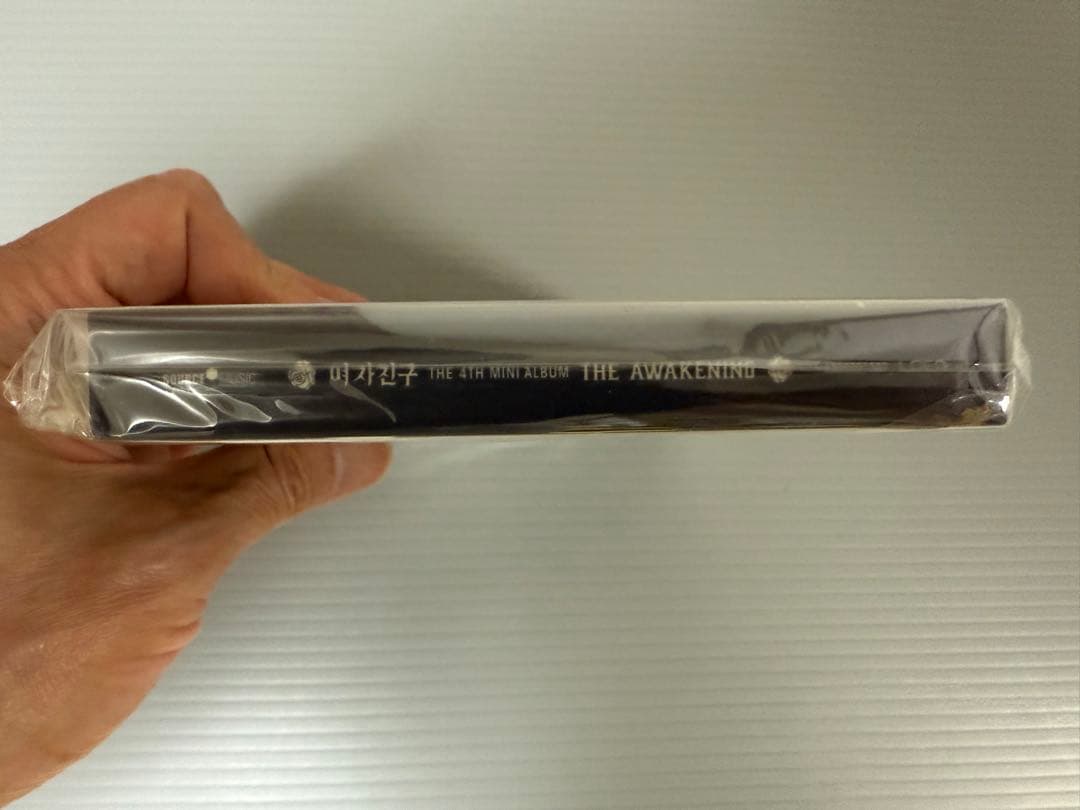 GFRIEND ALBUM AWAKENING【サイン入り】《メンバー全員》CD