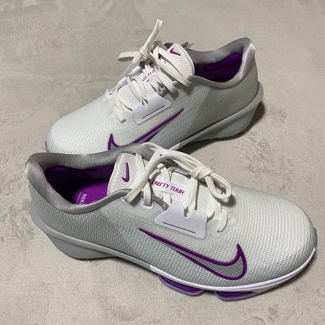 新品ナイキ エア ズーム インフィニティ ツアー 2 ワイド 27㎝
