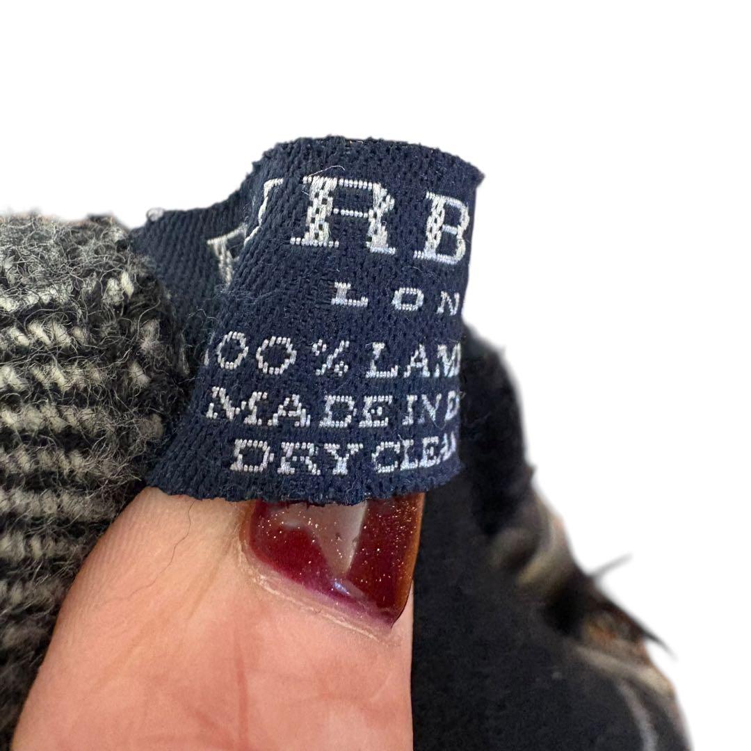 希少✨BURBERRY ノバチェック フリンジポンチョ 黒　バーバリー　ケープ