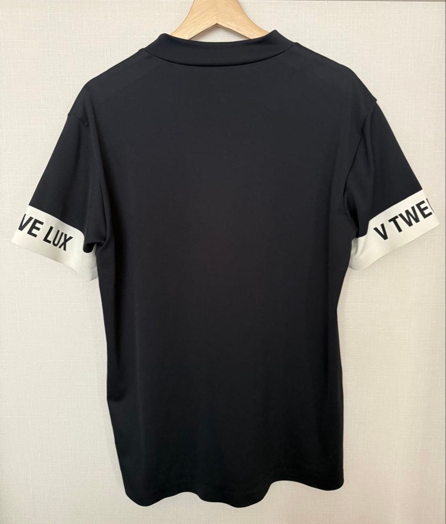 V12ヴィトゥエルヴLUX モックネック半袖Tシャツ/パンツセット