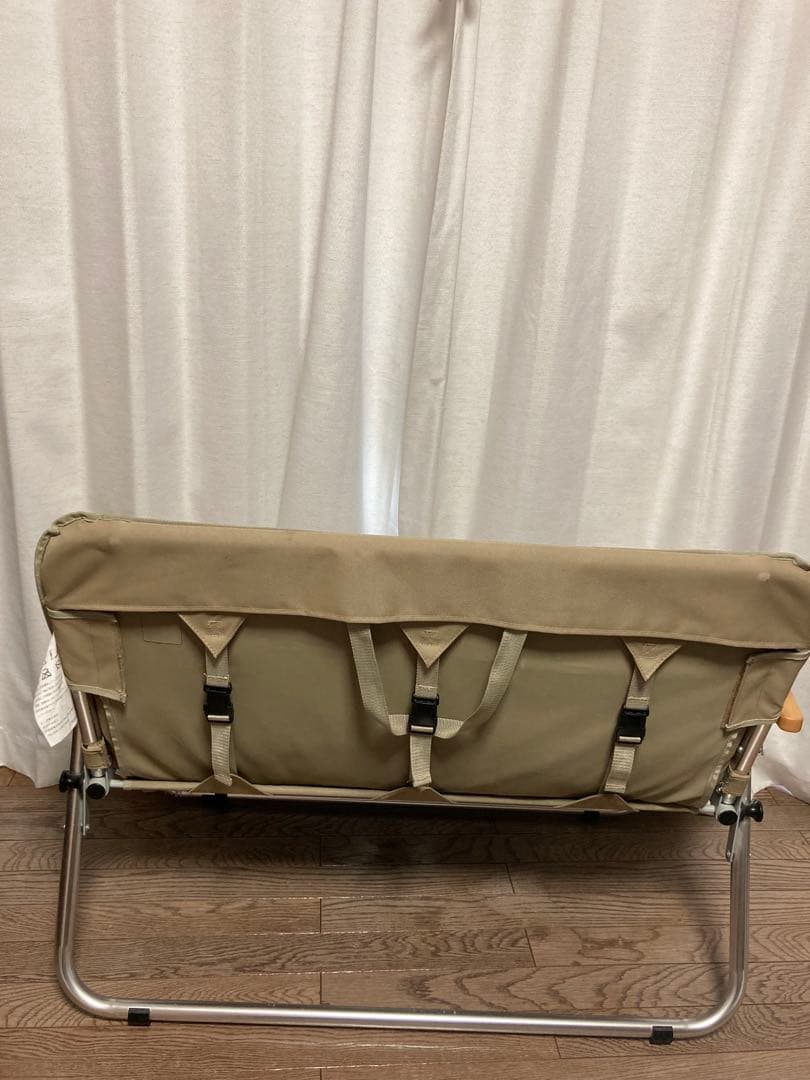 DOD 折りたたみアウトドアベンチ. タン