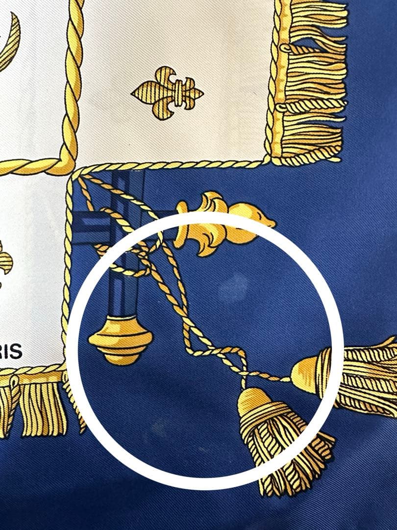 エルメスのカレ90スカーフ「クイーンの戴冠式