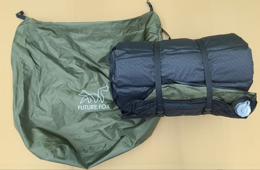 FUTURE FOX スリーピングマット オリーブグリーン