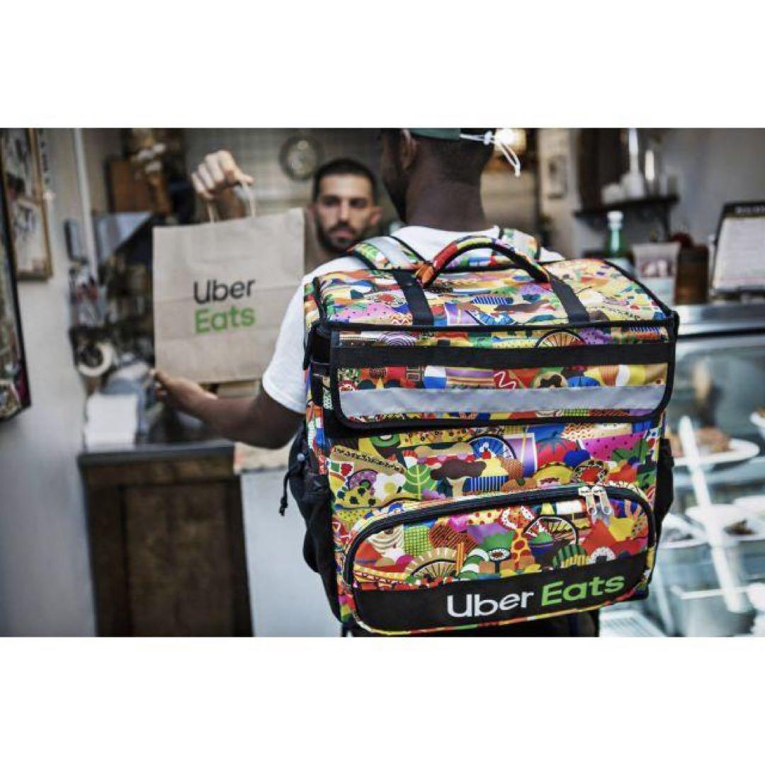 【新品未使用】Uber Eats 海外アーティストモデル 配達用バッグ
