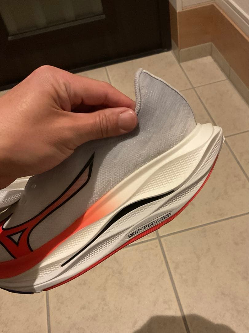 ミズノ ランニングシューズ ウエーブ リベリオン フラッシュ 3 26.5