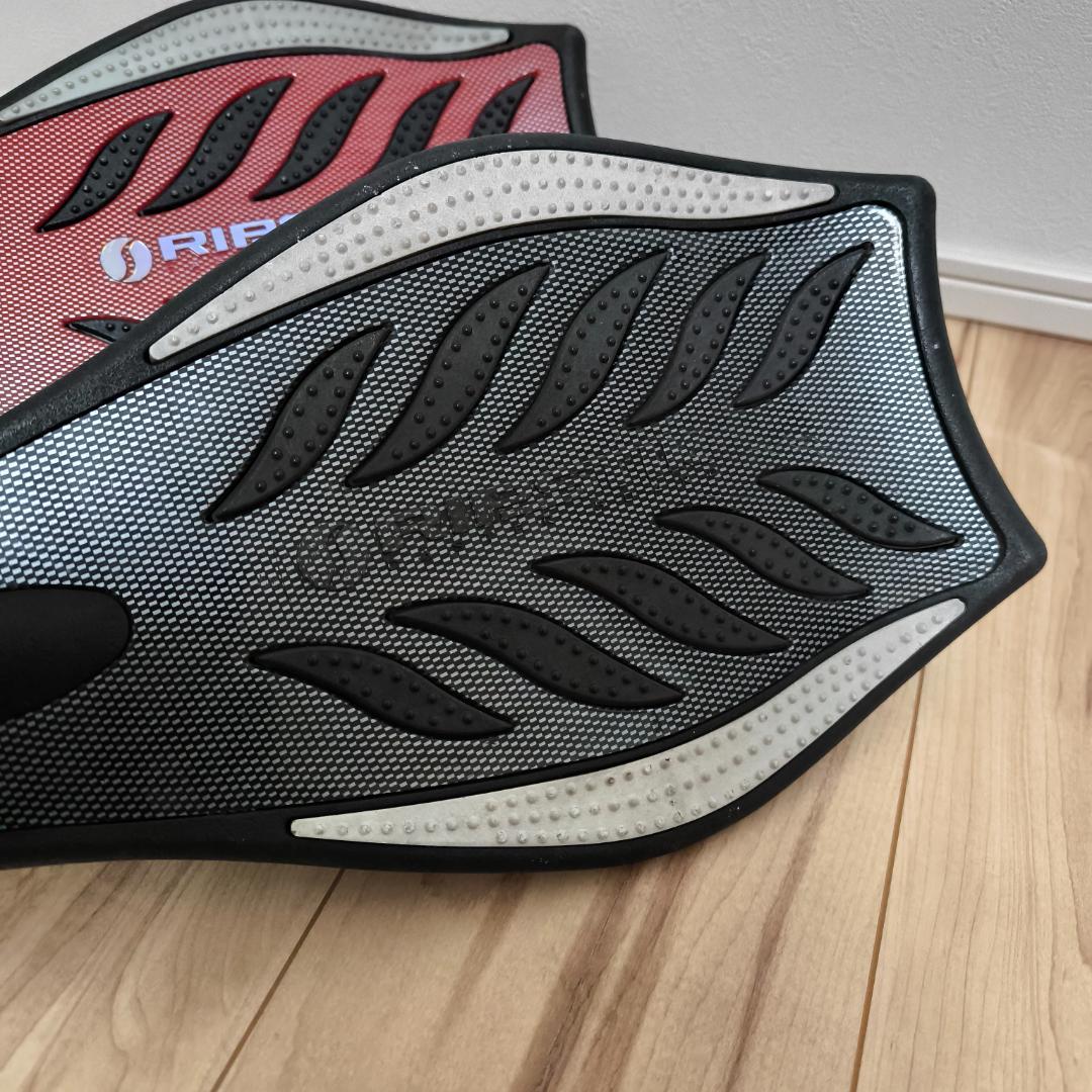 RIPSTIK　リップスティック　レッド　ブラック ２本セット