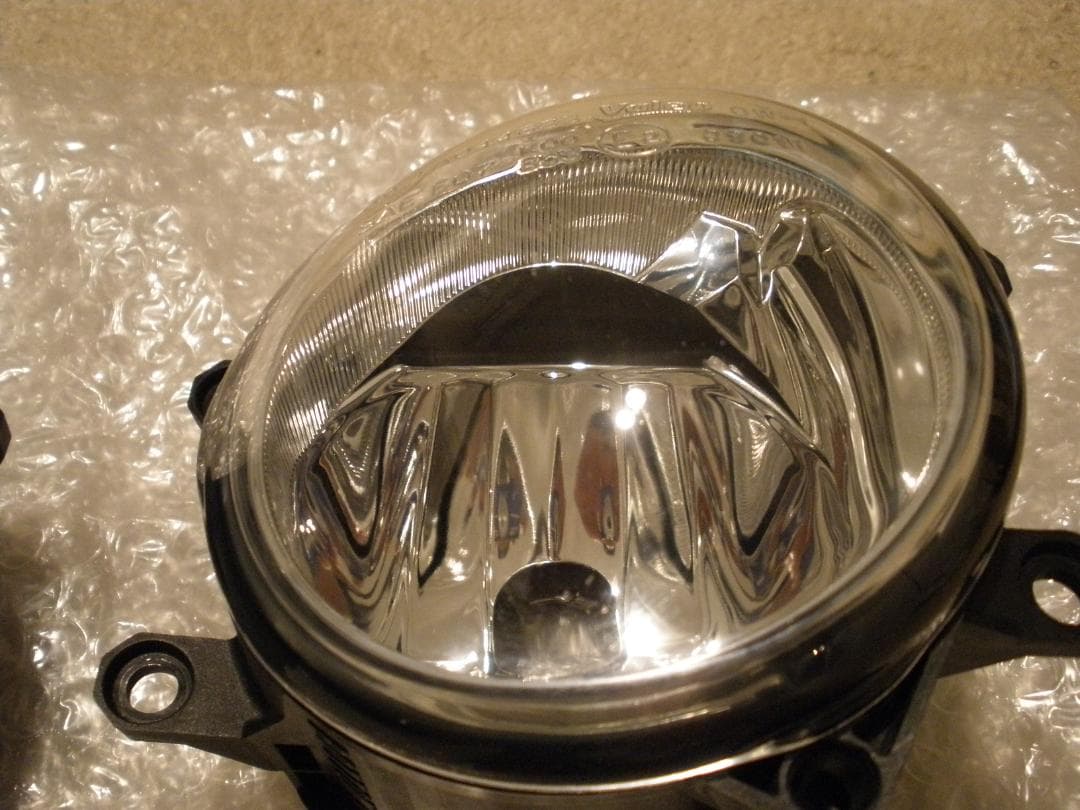 トヨタ純正　20系アルファード・ヴェルファイア後期フォグランプ　LEDバルブ付き